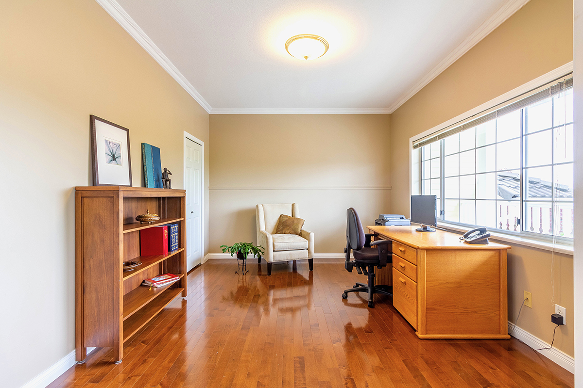 7305 Queenston Court, Burnaby 5