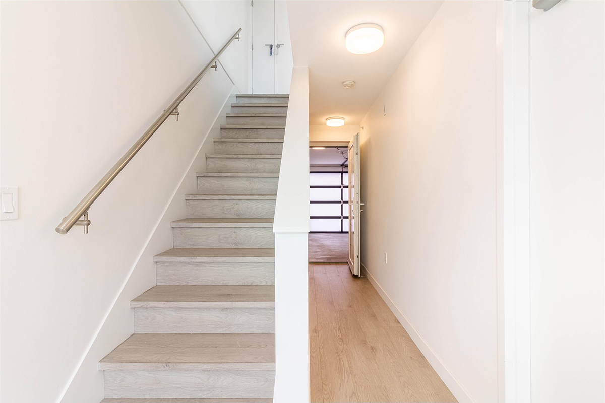 5 720 E 3rd Street, North Vancouver 31