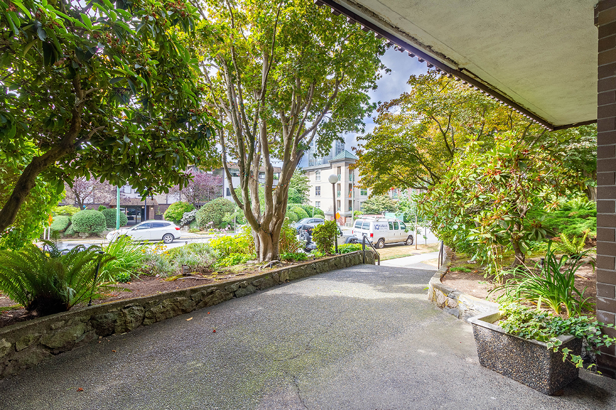 403 120 E 4th Street, North Vancouver 23