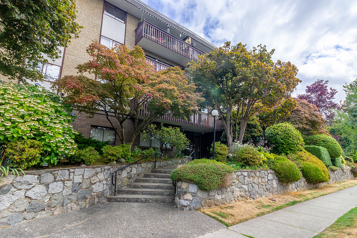 403 120 E 4th Street, North Vancouver 24