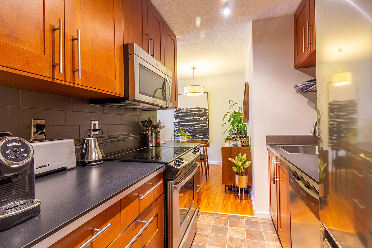 403 120 E 4th Street, North Vancouver 9