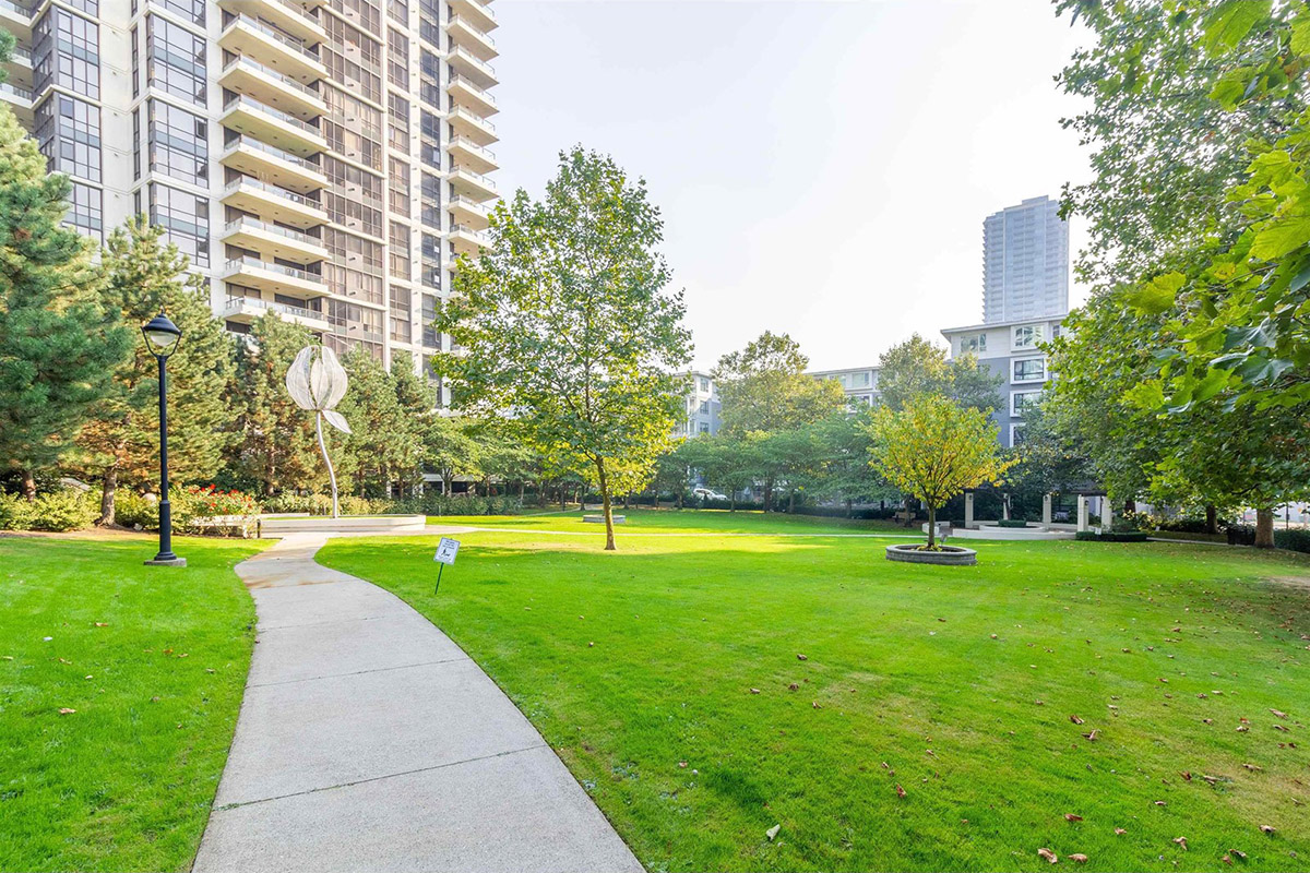 TH3 2088 Madison Avenue, Burnaby 37