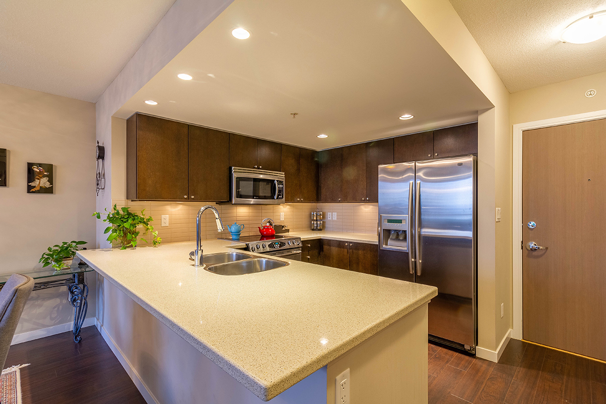 2203 4400 Buchanan Street, Burnaby 11