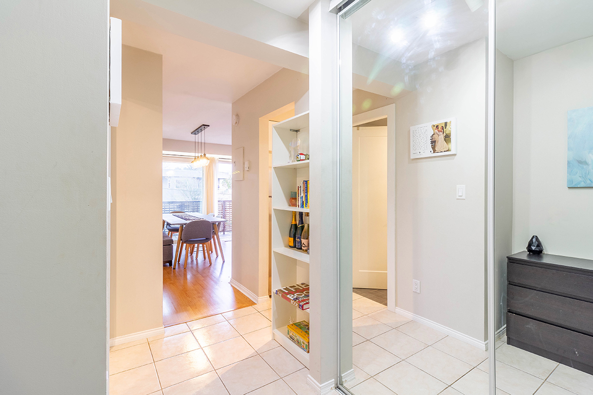 301 241 St. Andrews Avenue, North Vancouver 20