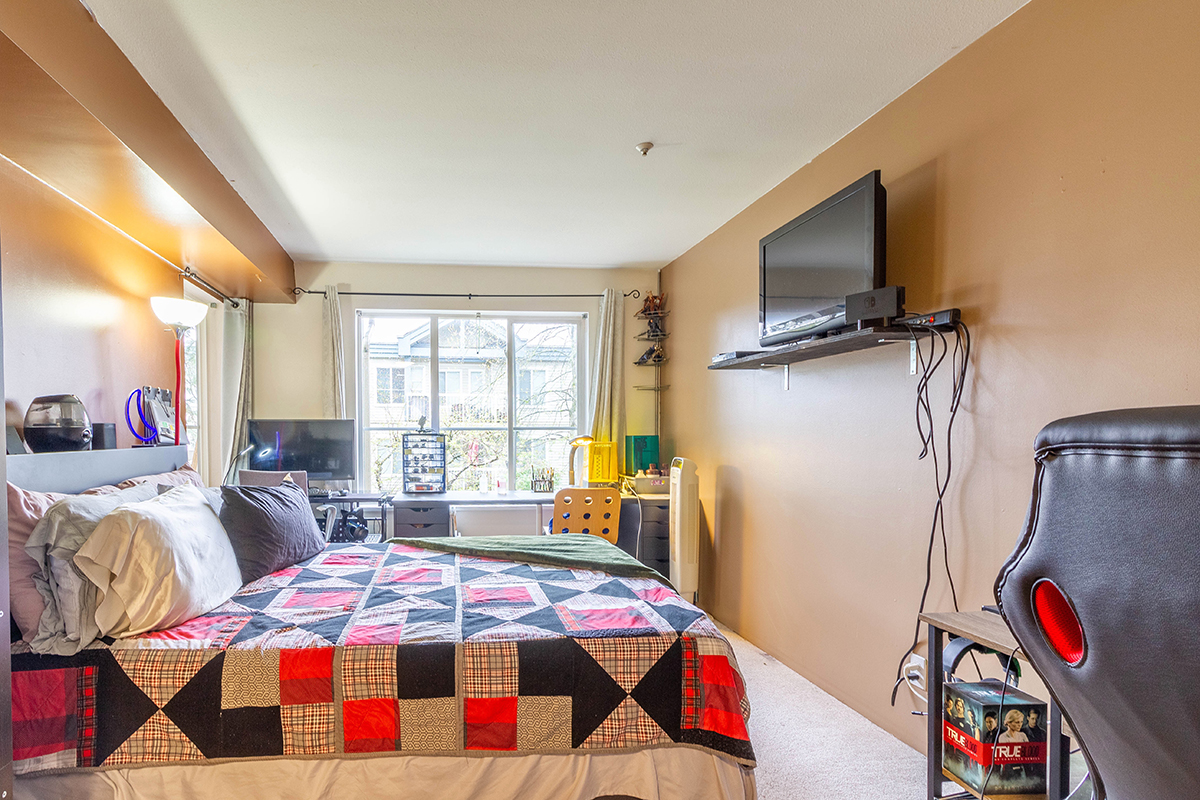 204 10668 138 Street, Surrey 10