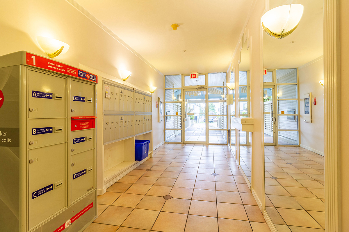 204 10668 138 Street, Surrey 21