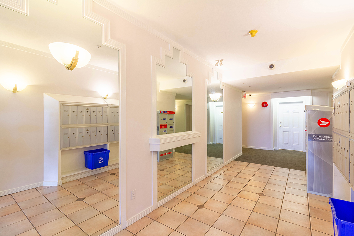 204 10668 138 Street, Surrey 22