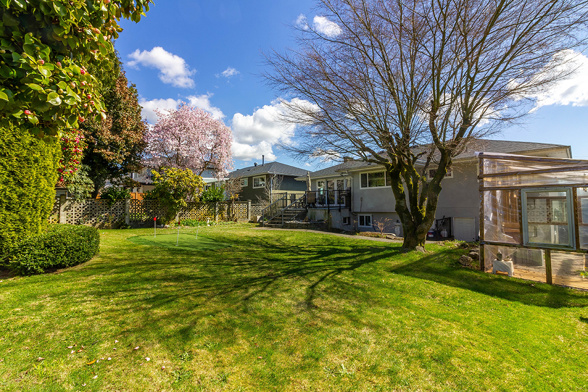 5331 Venables Street, Burnaby 34