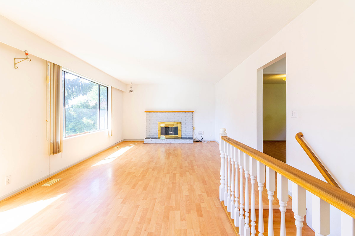 11715 83A Avenue, Delta 3