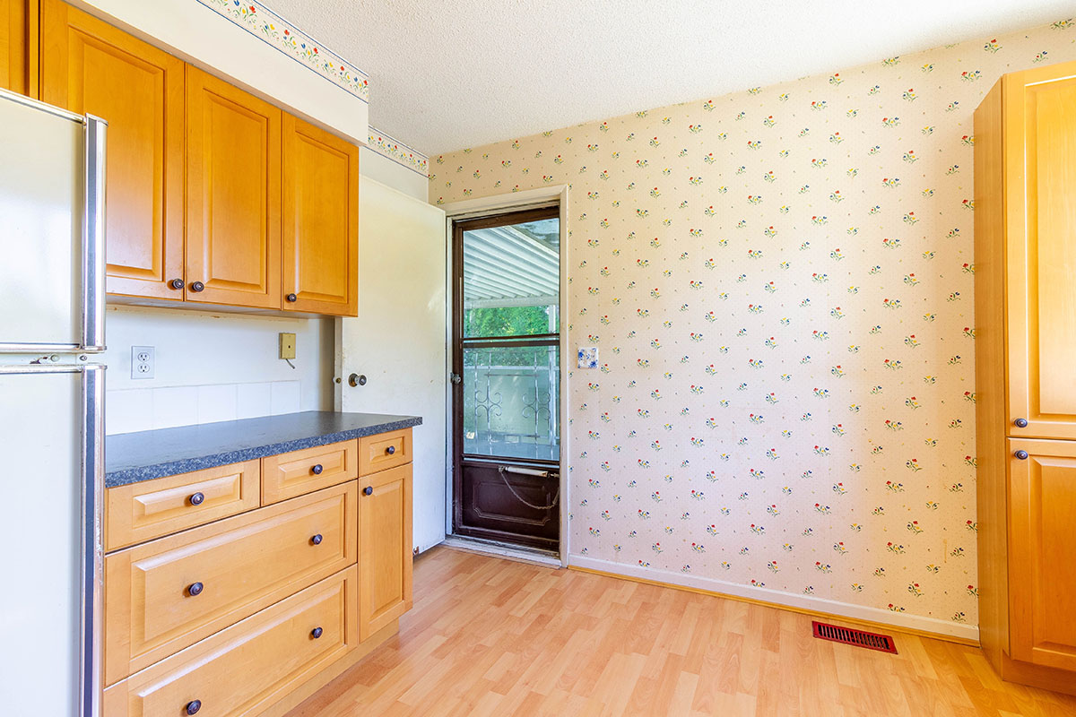 11715 83A Avenue, Delta 9