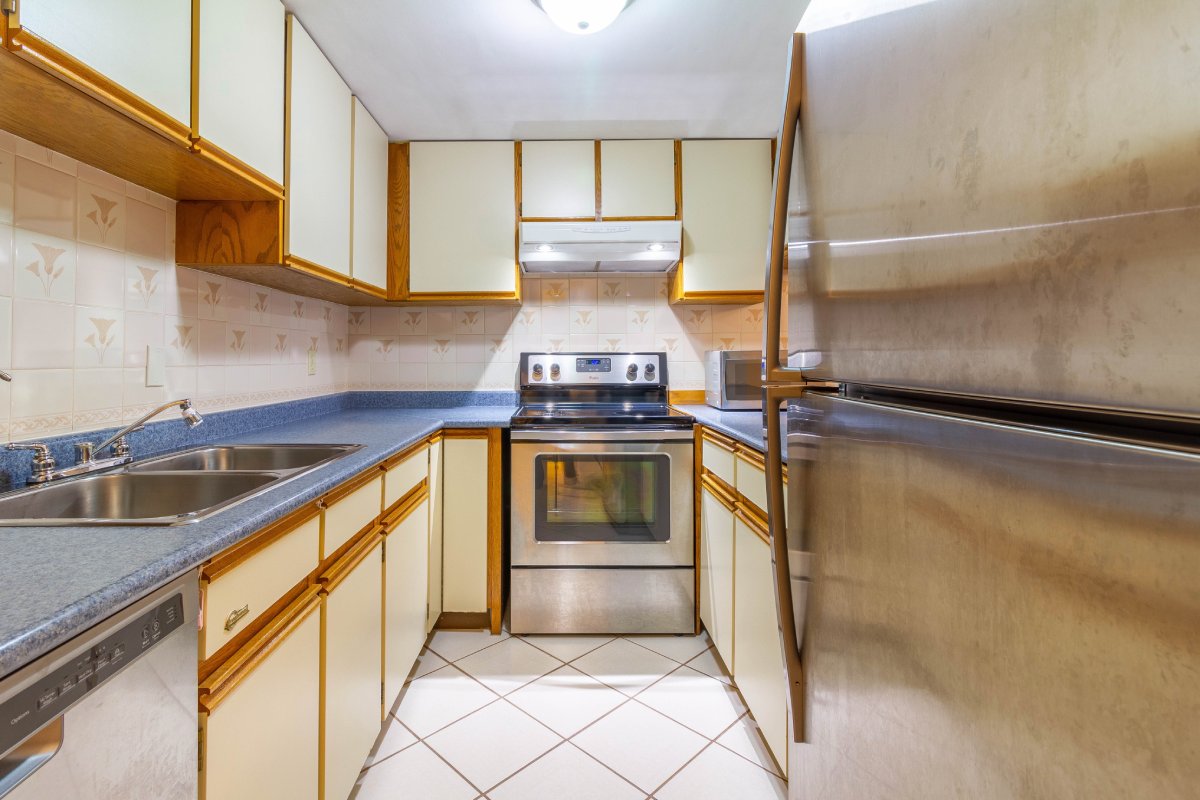 8 7315 Montecito Drive, Burnaby 9