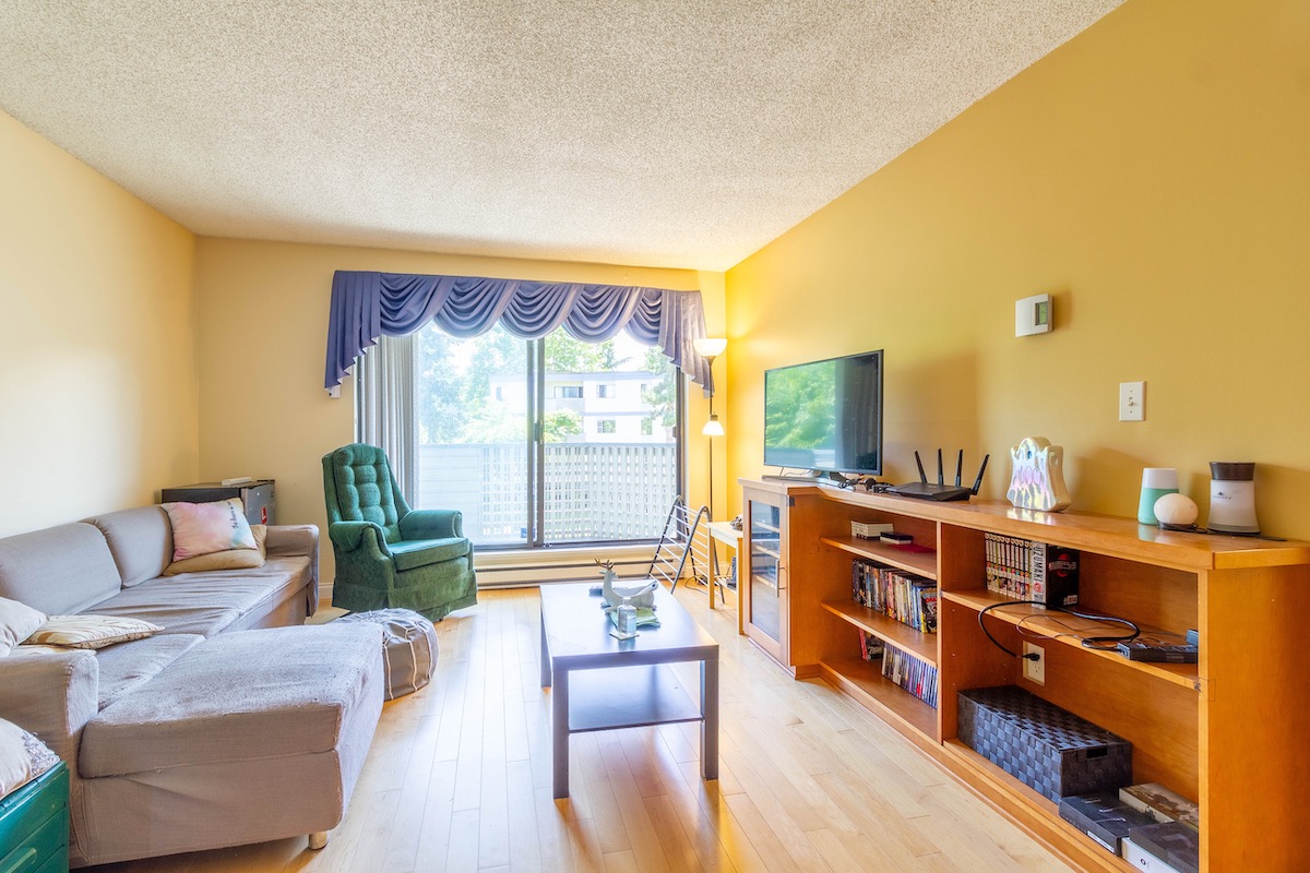 209 8700 ACKROYD ROAD 4