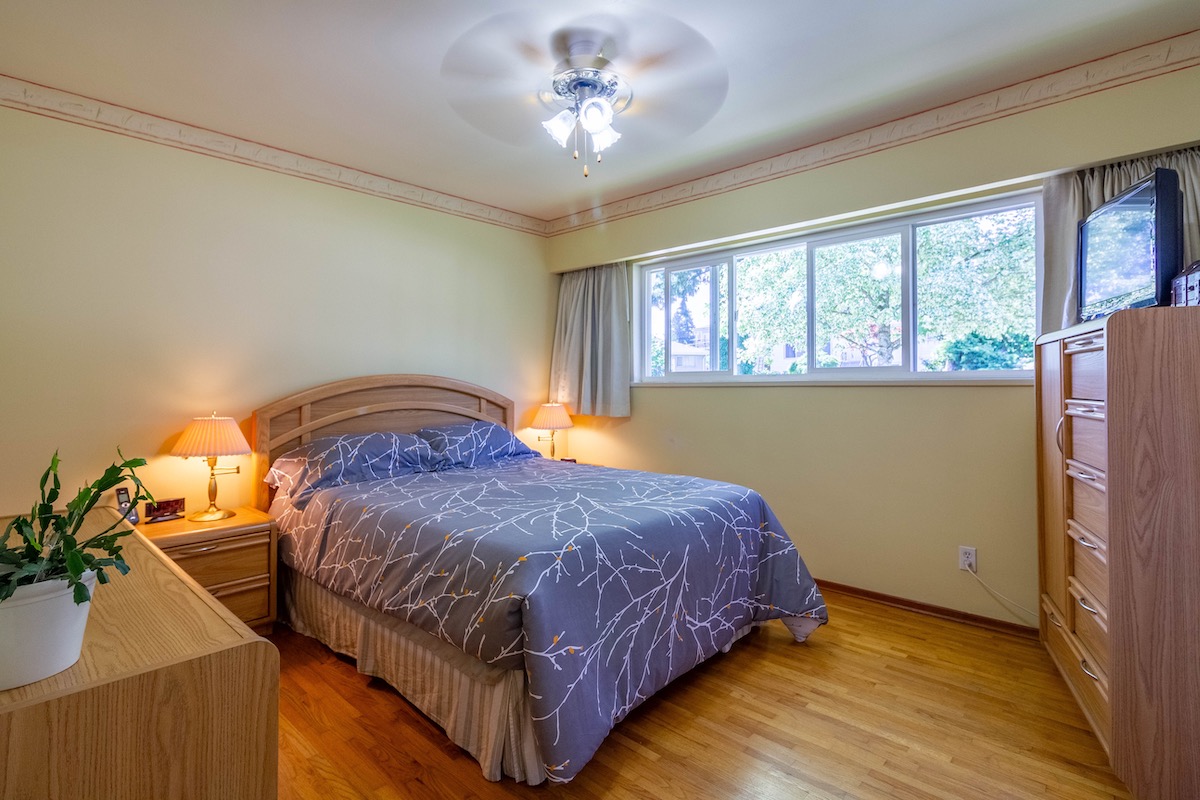 4653 CHARLOTTE COURT 14