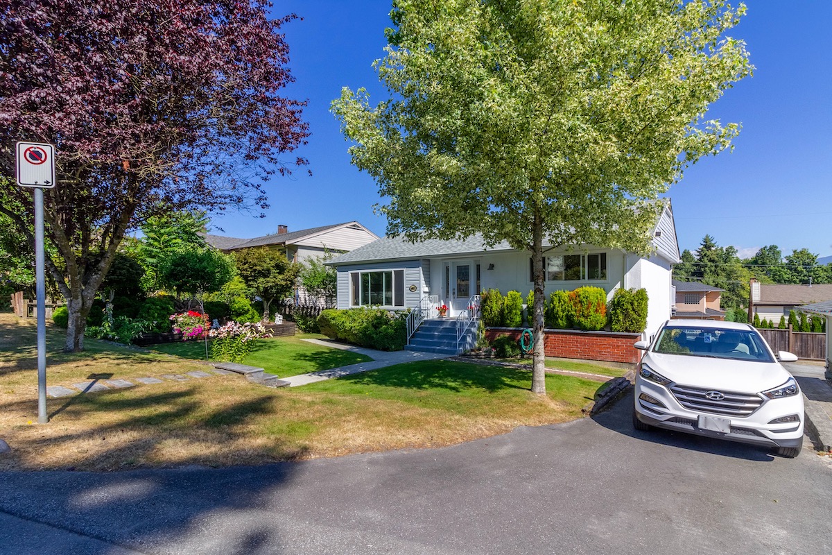 4653 CHARLOTTE COURT 3