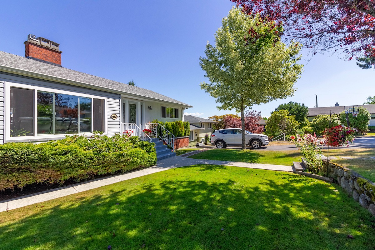 4653 CHARLOTTE COURT 34