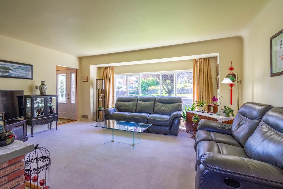 4653 CHARLOTTE COURT 5