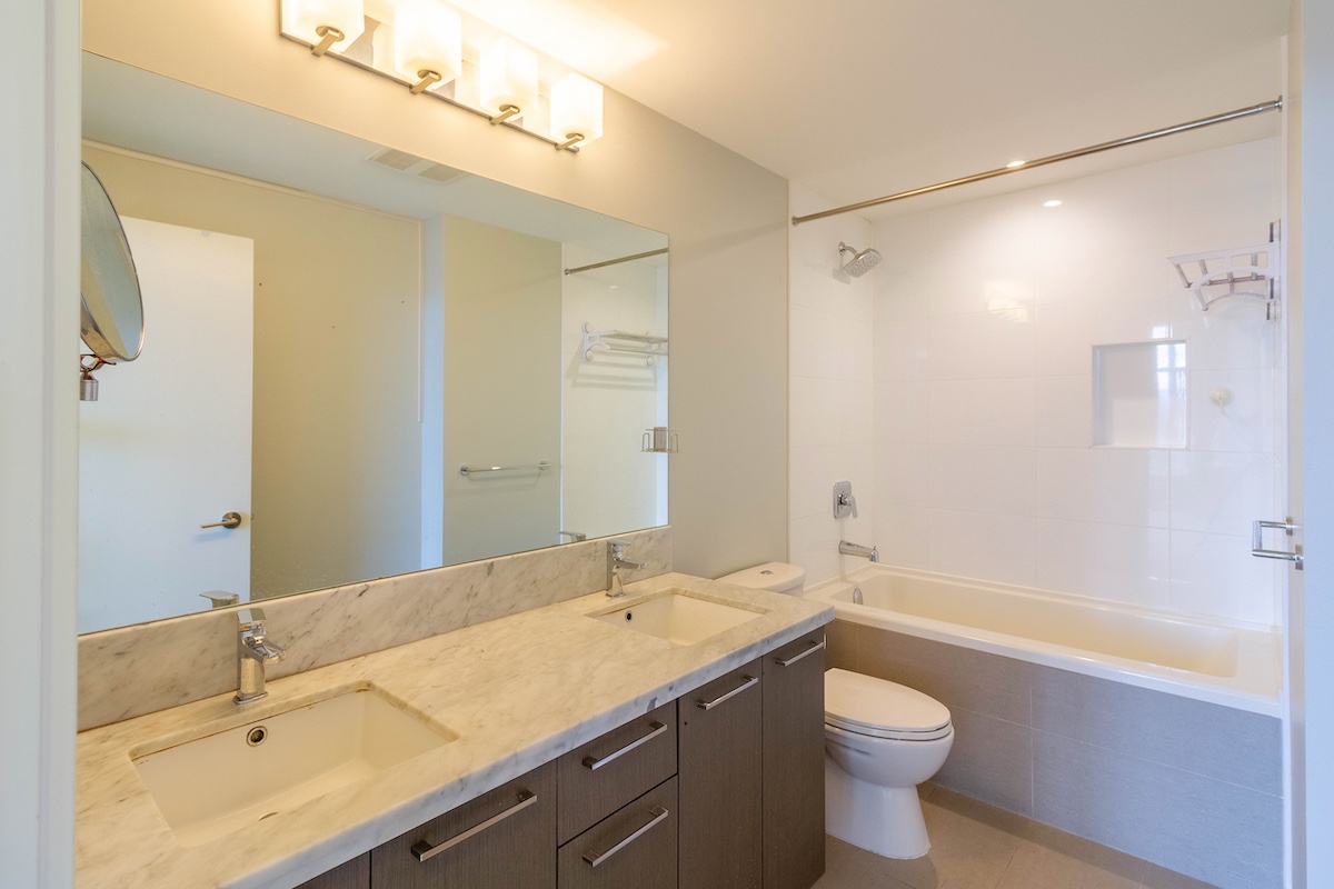 4006 3080 Lincoln Ave Coquitlam 17