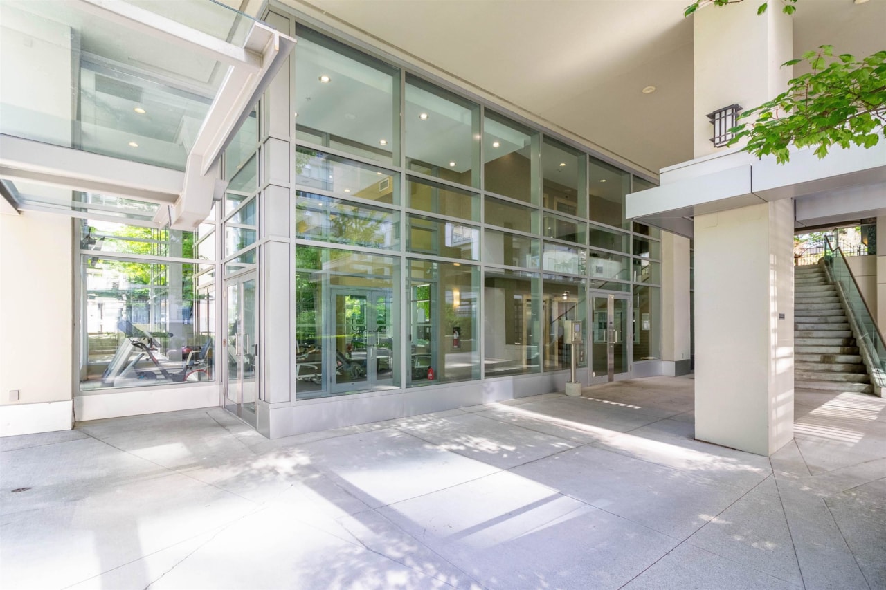 1706 1420 W GEORGIA STREET 3