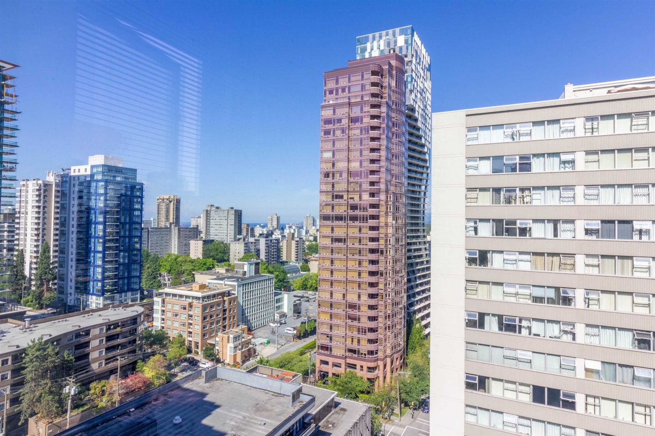 1706 1420 W GEORGIA STREET 10