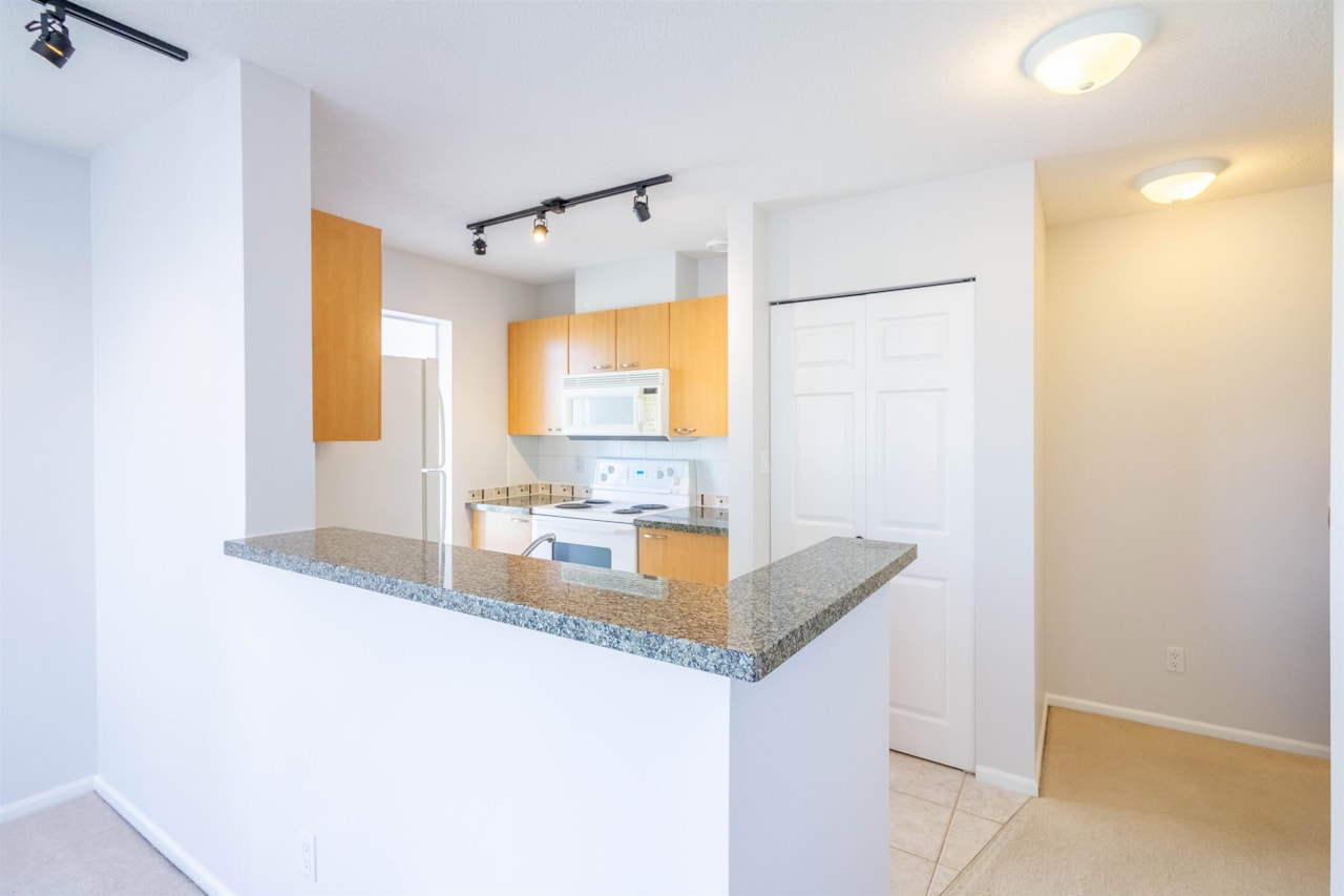 1706 1420 W GEORGIA STREET 12