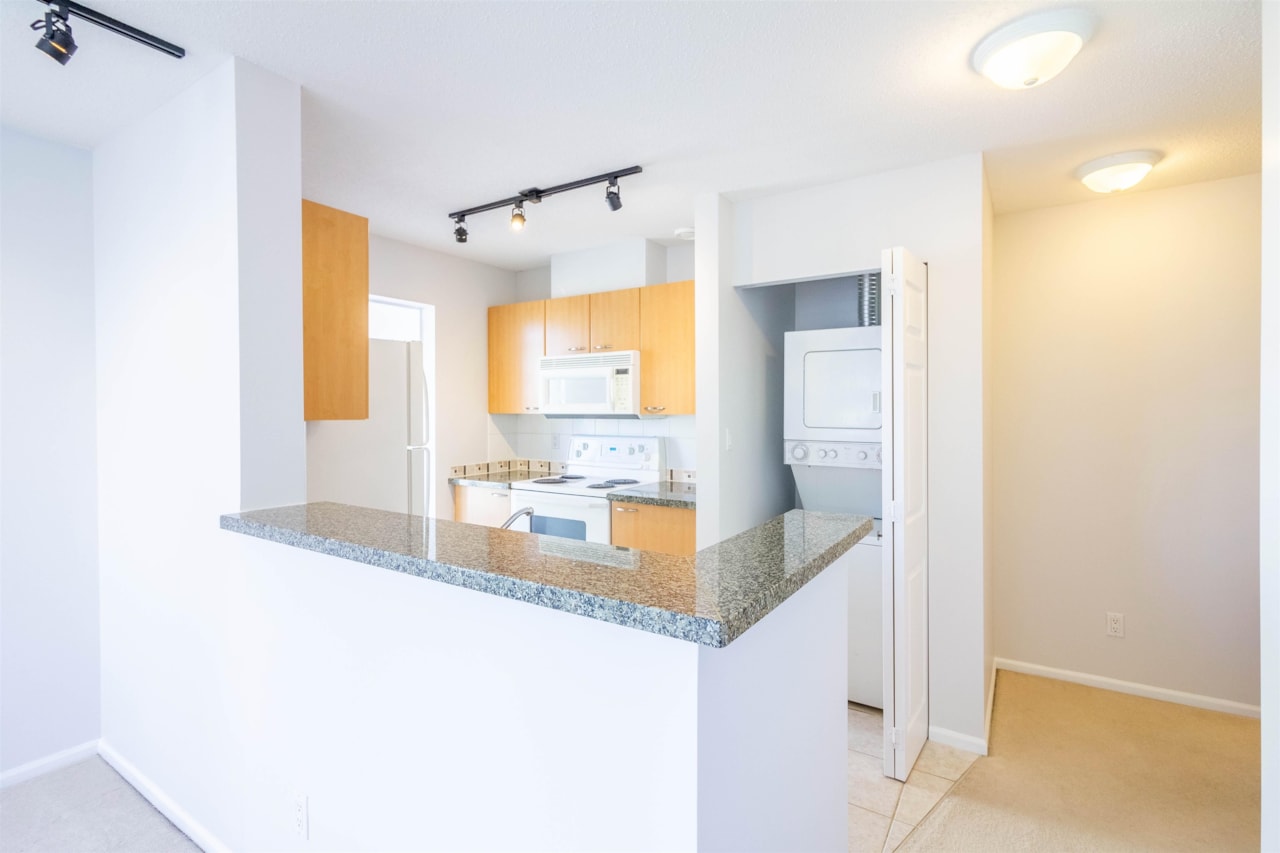 1706 1420 W GEORGIA STREET 13