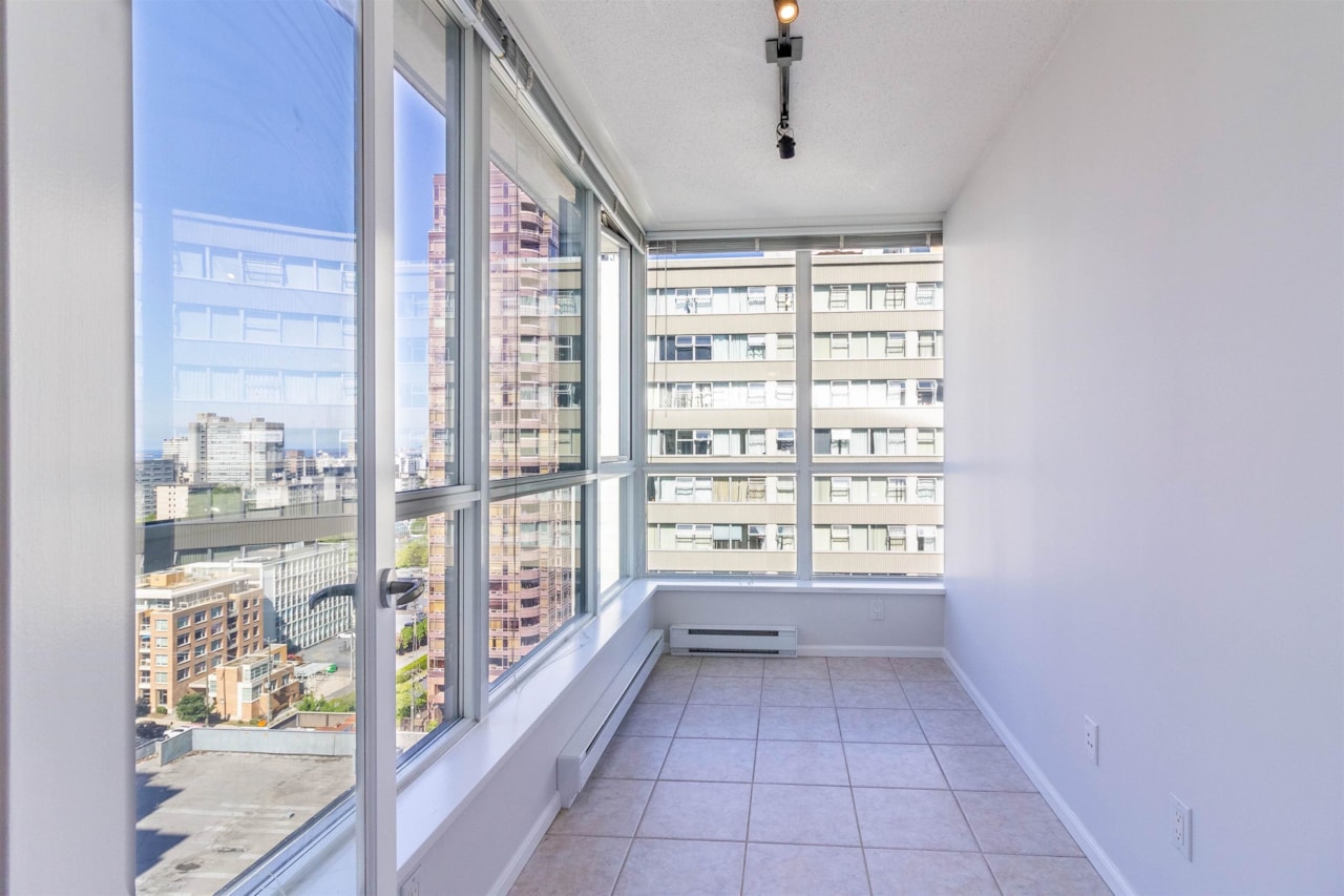 1706 1420 W GEORGIA STREET 22