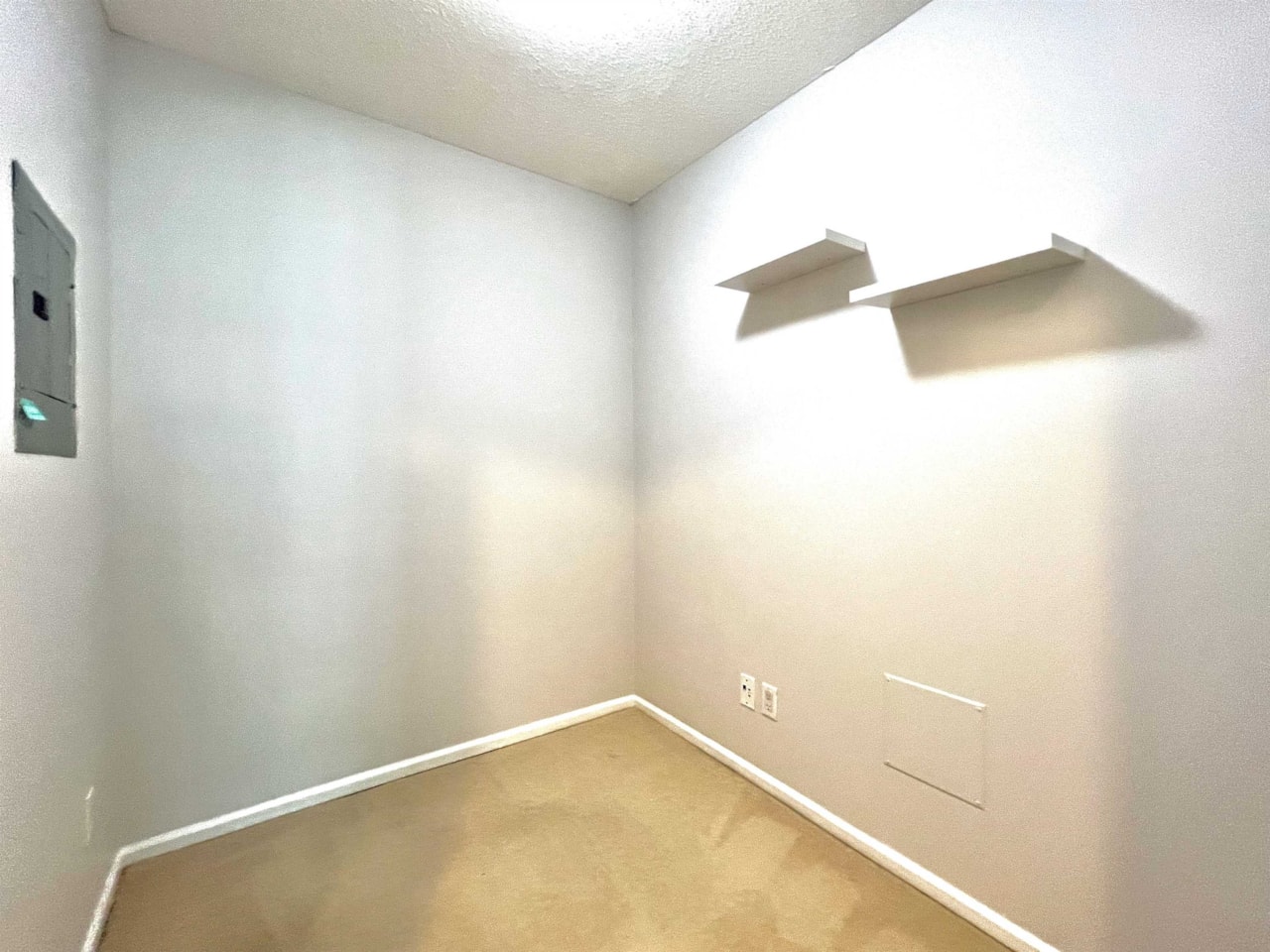 1706 1420 W GEORGIA STREET 27