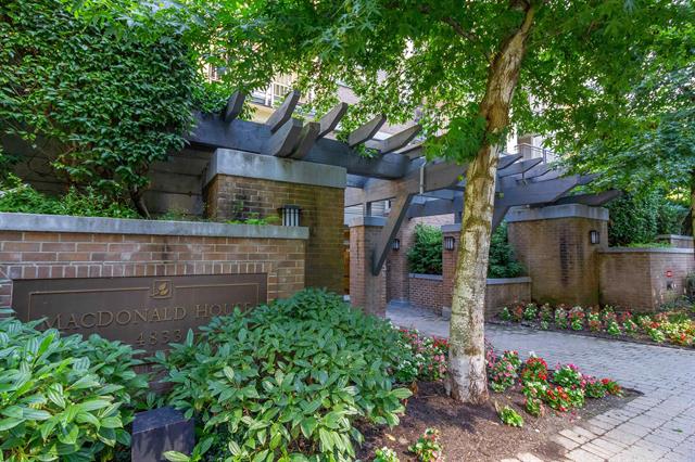 302 4833 BRENTWOOD DRIVE 33
