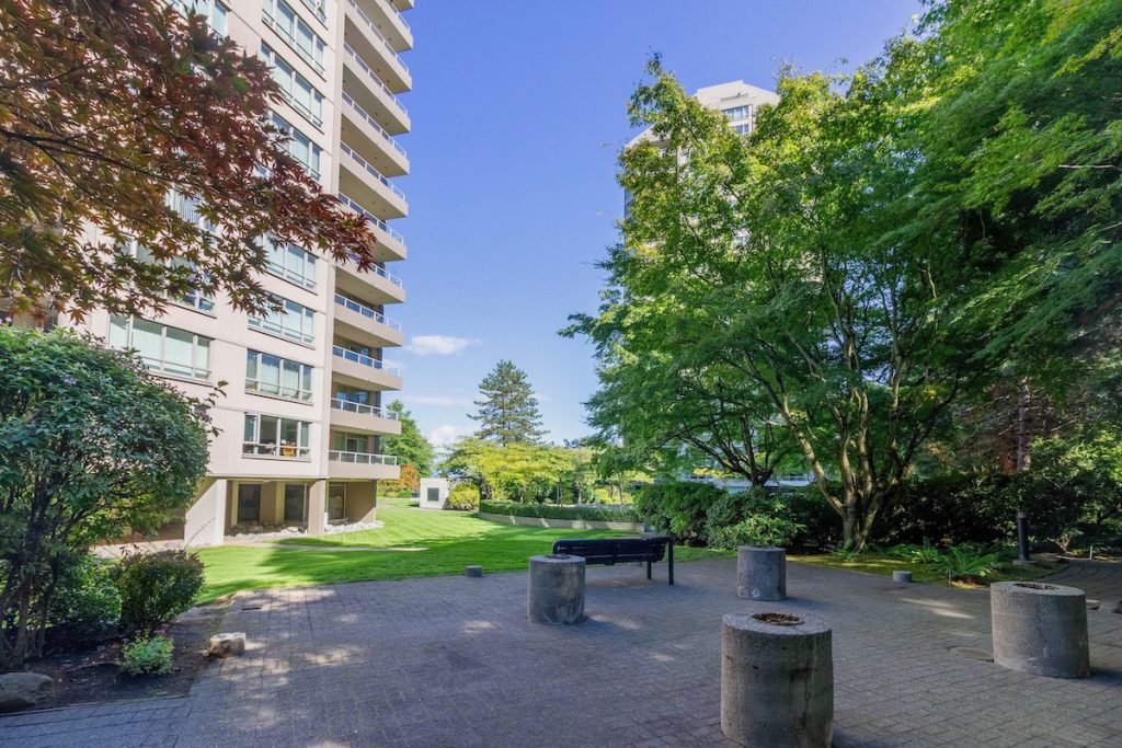 1008 6070 McMurray Ave, Burnaby 38