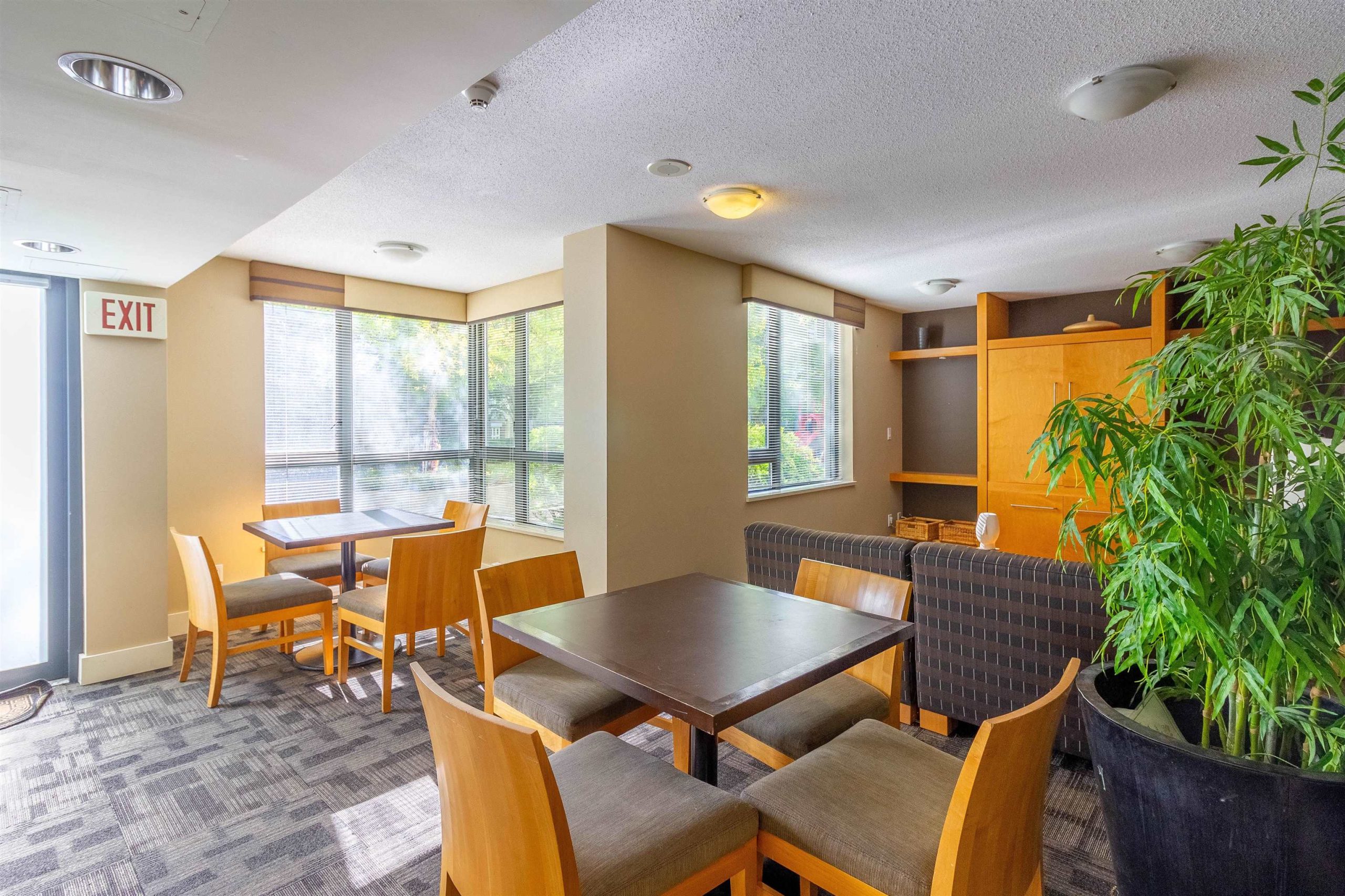 310 3588 CROWLEY DRIVE, VANCOUVER 25