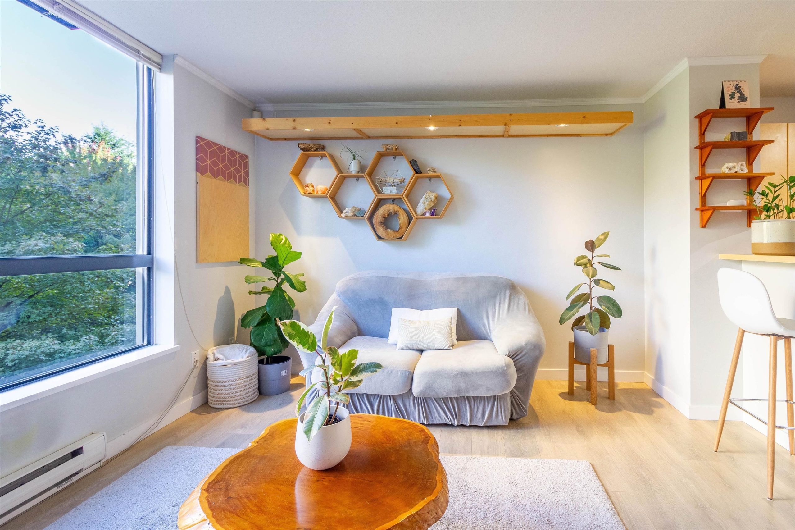 310 3588 CROWLEY DRIVE, VANCOUVER 3