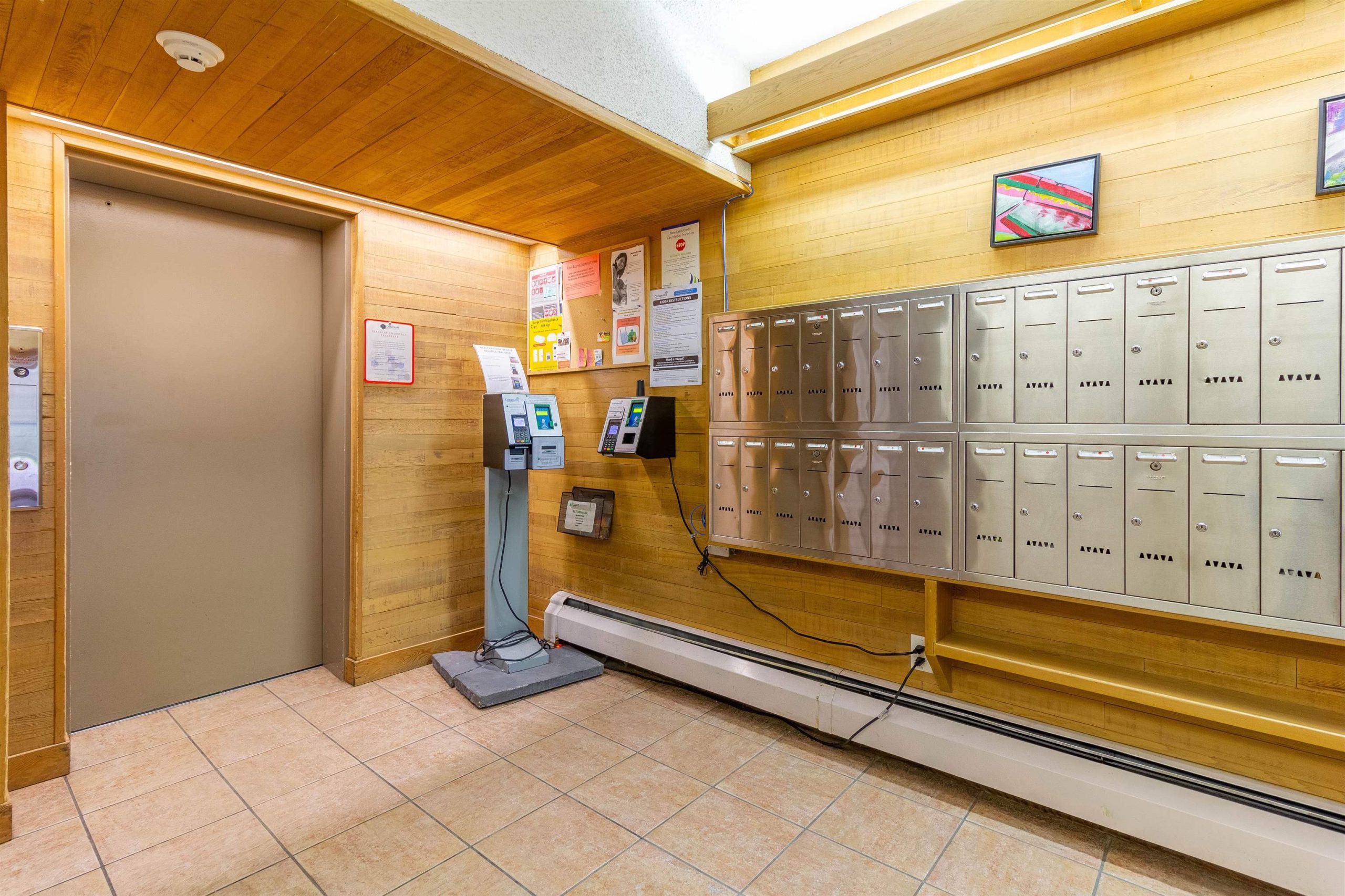 220 1945 WOODWAY PLACE, Burnaby 25