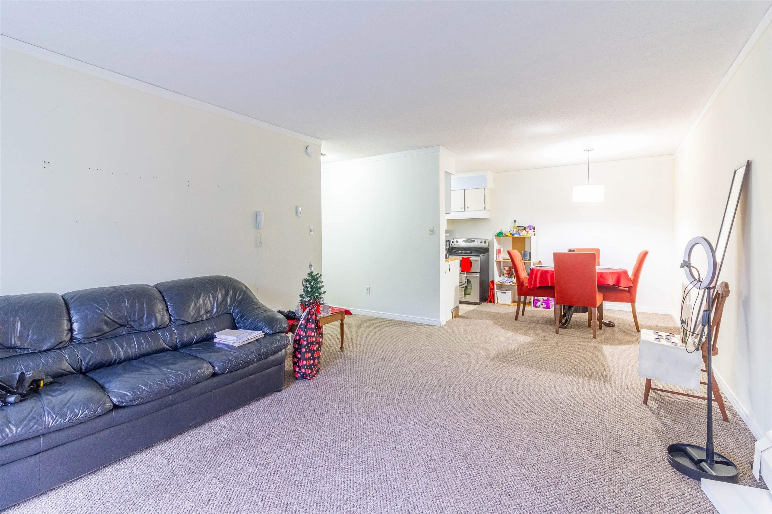 220 1945 WOODWAY PLACE, Burnaby 5
