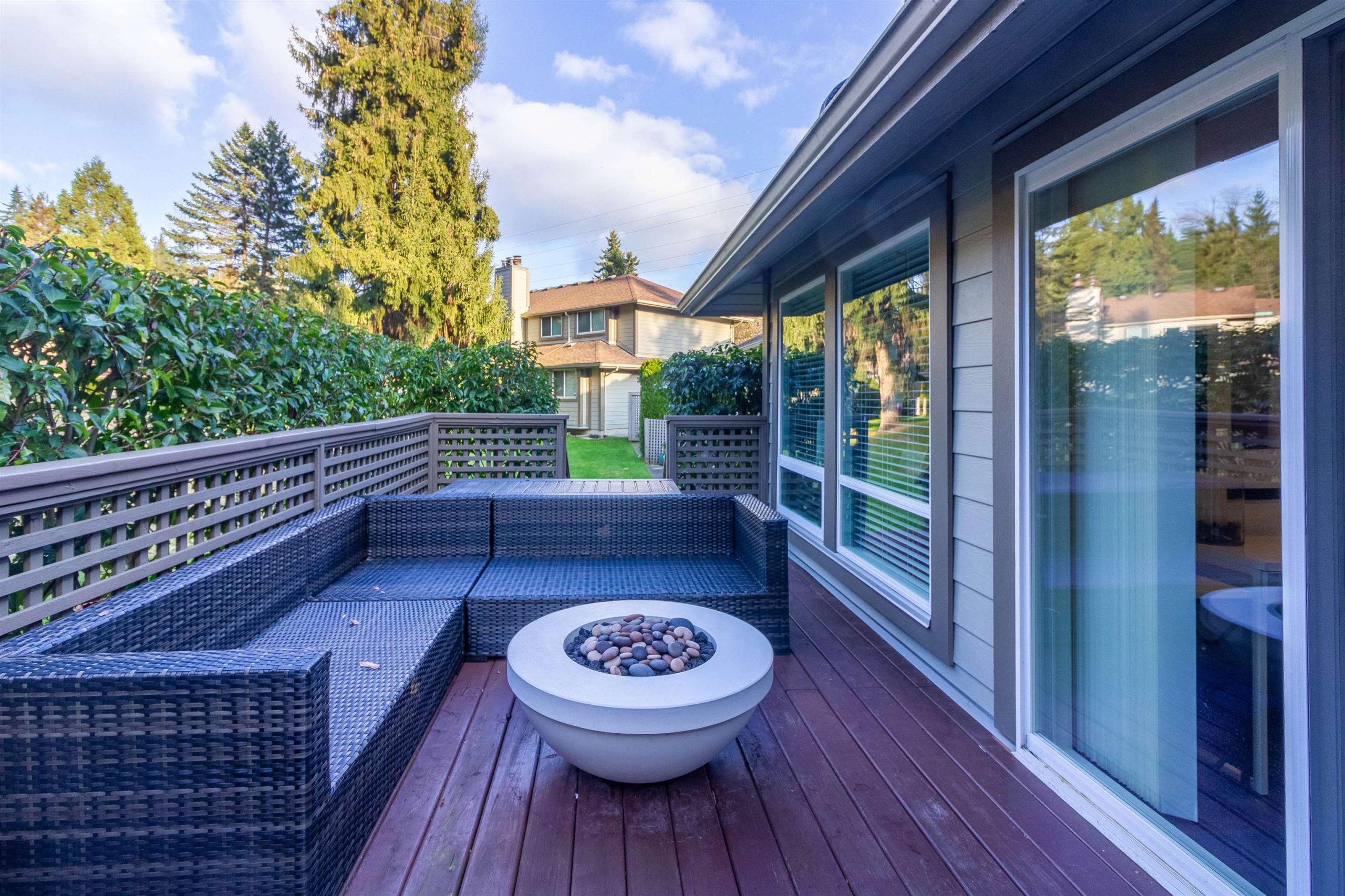 9509 WILLOWLEAF PLACE, BURNABY 34