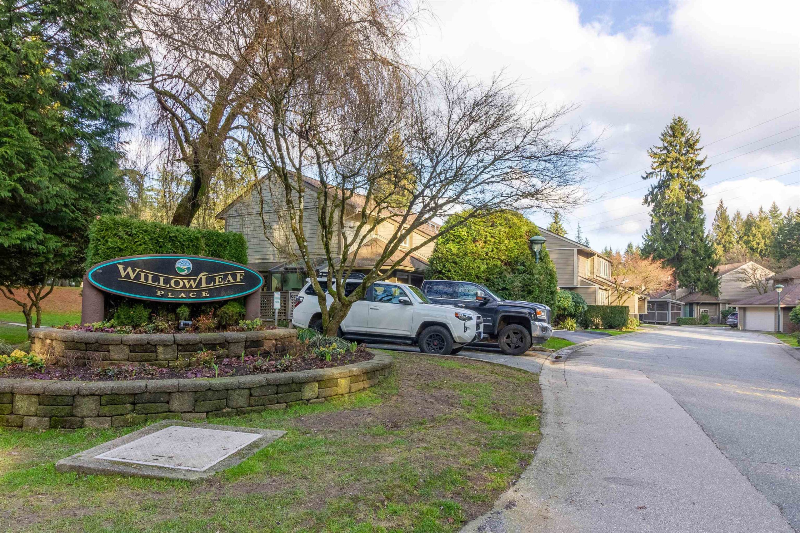 9509 WILLOWLEAF PLACE, BURNABY 38