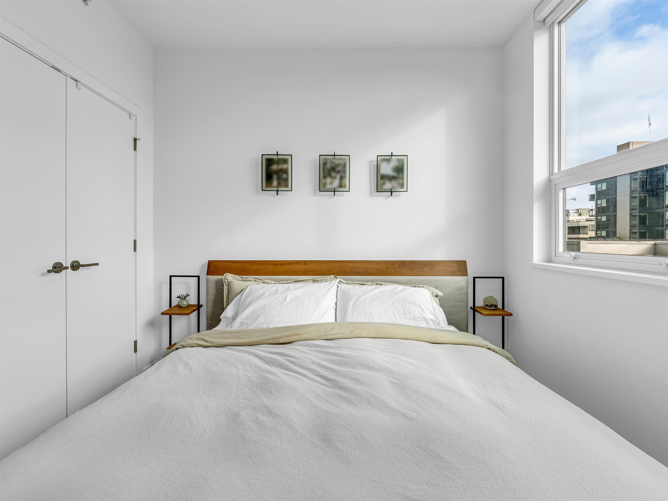 801 108 E 1ST AVENUE, VANCOUVER 10