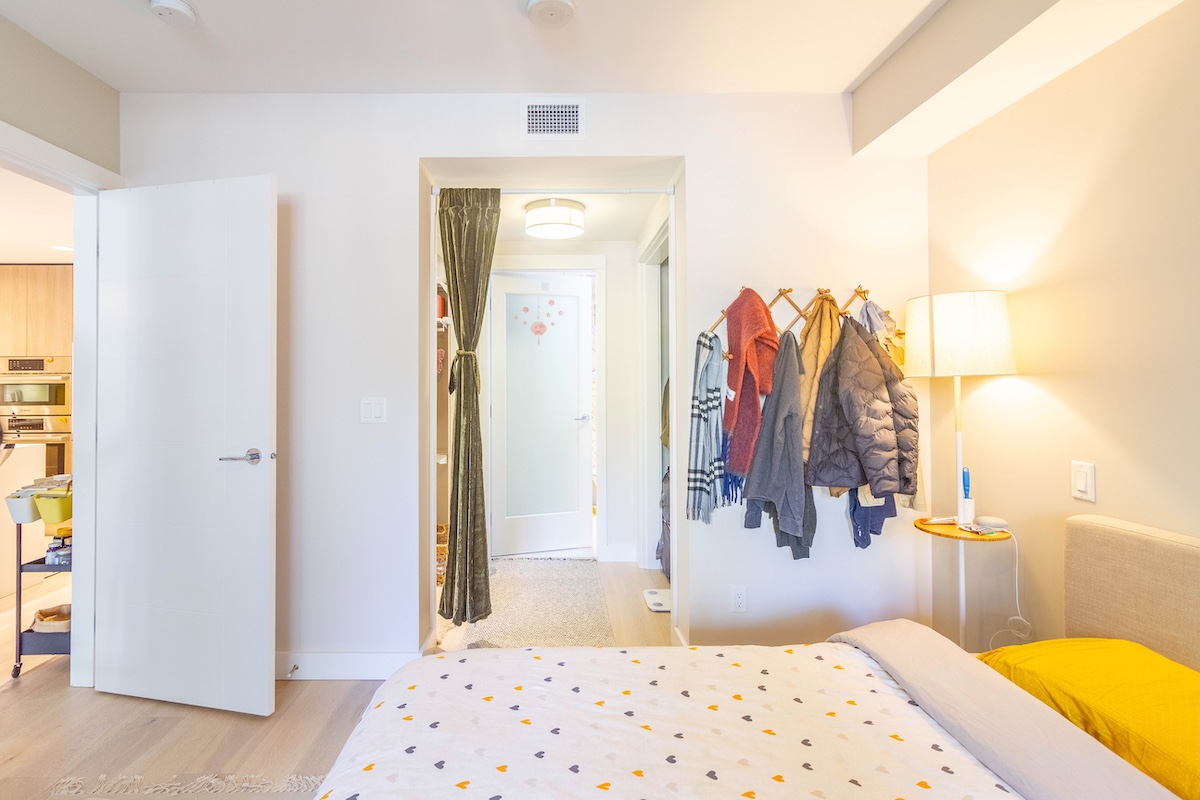 101 2738 LIBRARY LANE 14