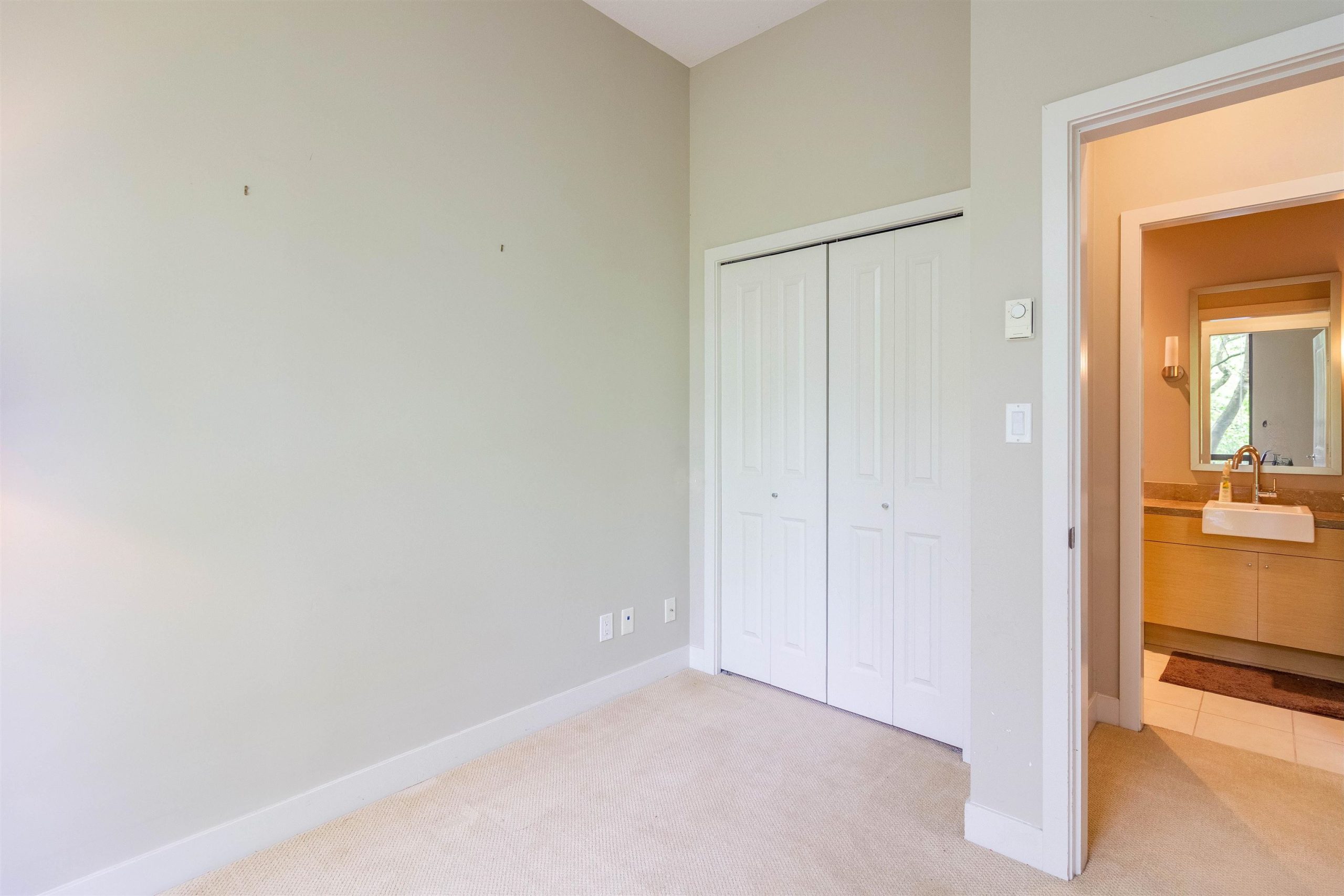 11 6333 KATSURA STREET 8