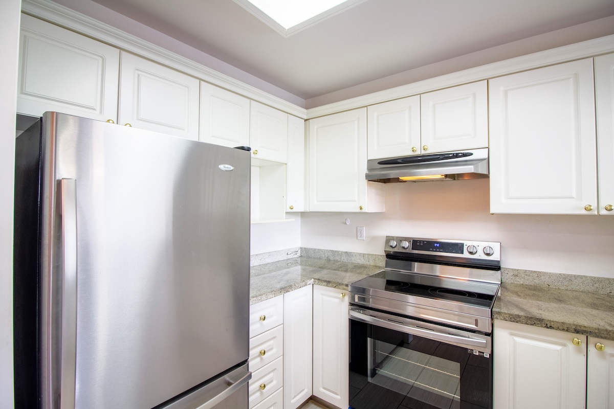 802 3070 GUILDFORD WAY, COQUITLAM 10