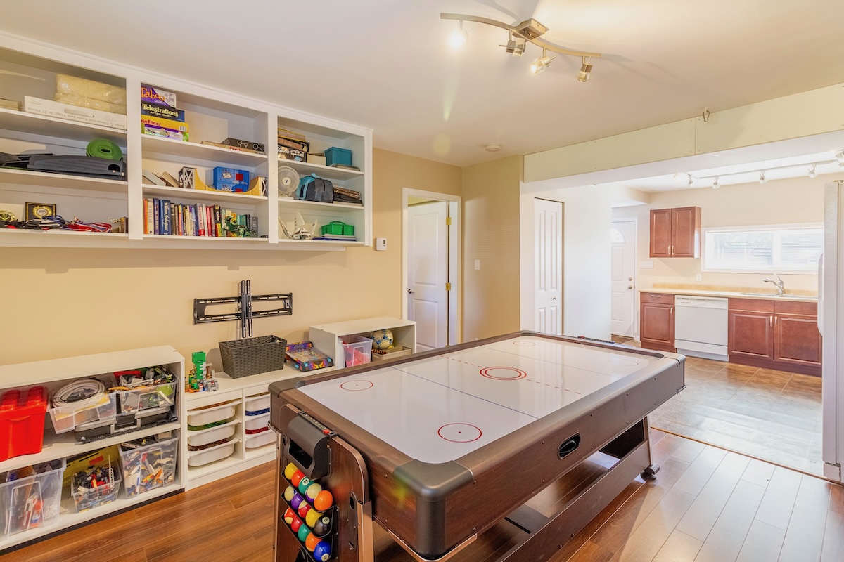 5524 HALIFAX STREET, BURNABY 21
