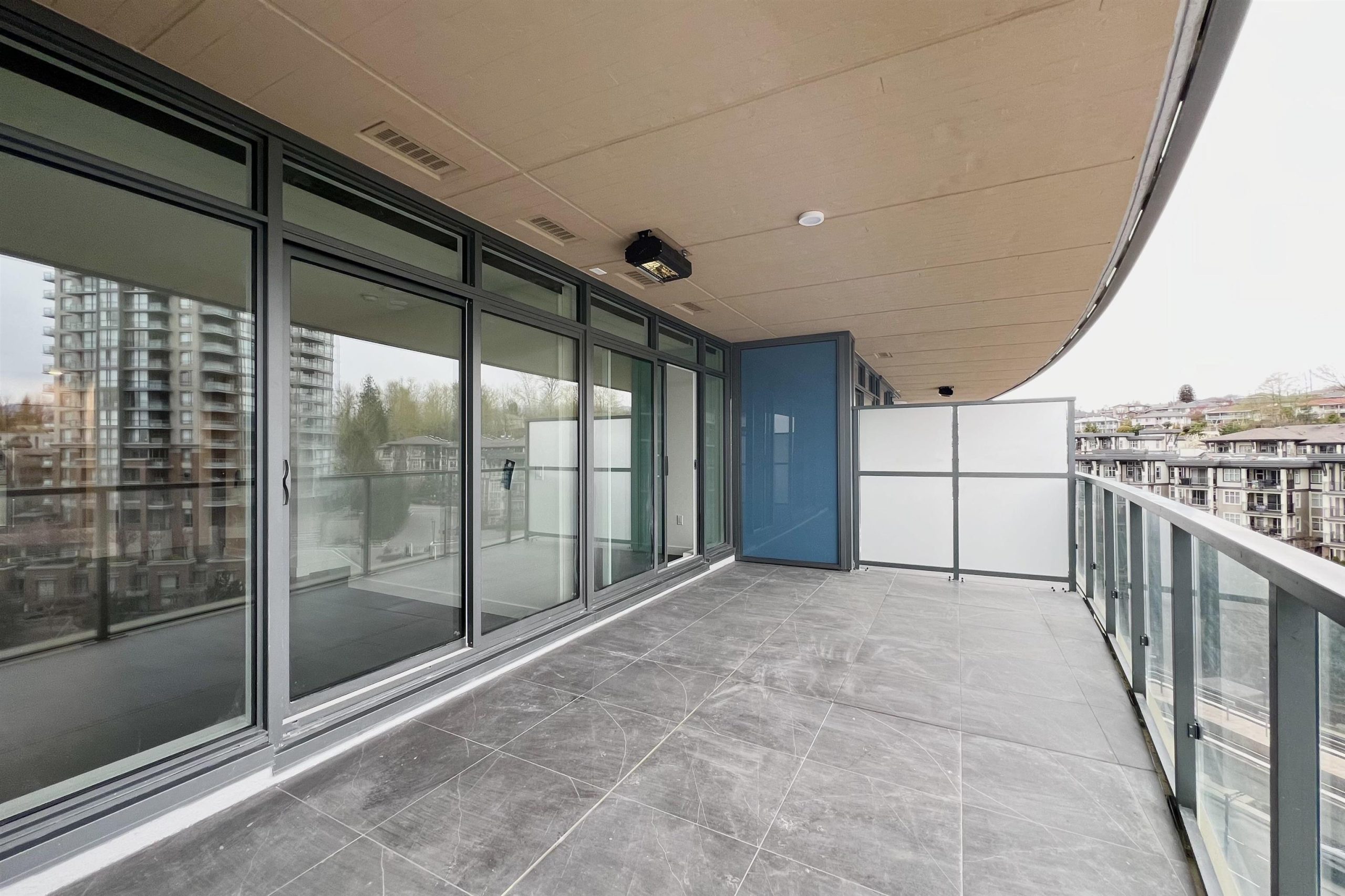 605 4880 LOUGHEED HIGHWAY 13