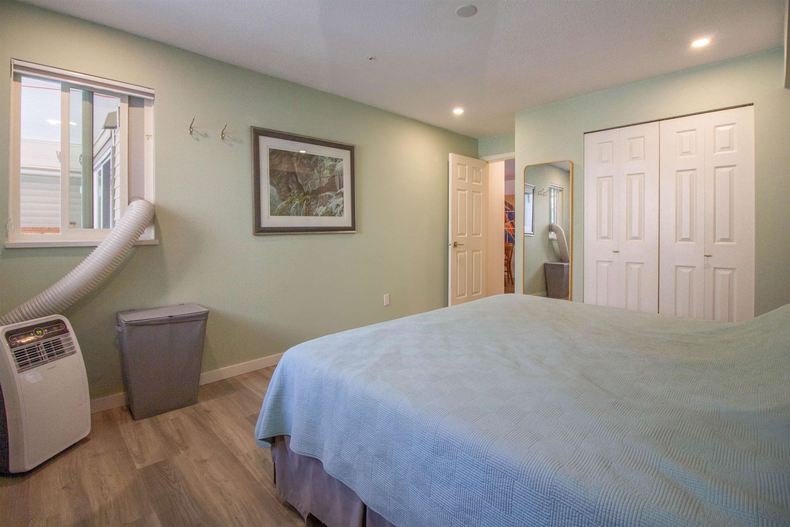 205 3709 PENDER STREET, BURNABY 12