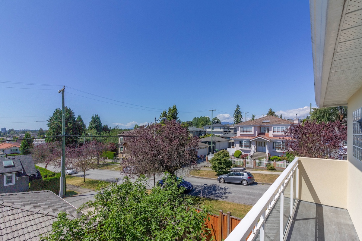 2006 QUALICUM DRIVE 22
