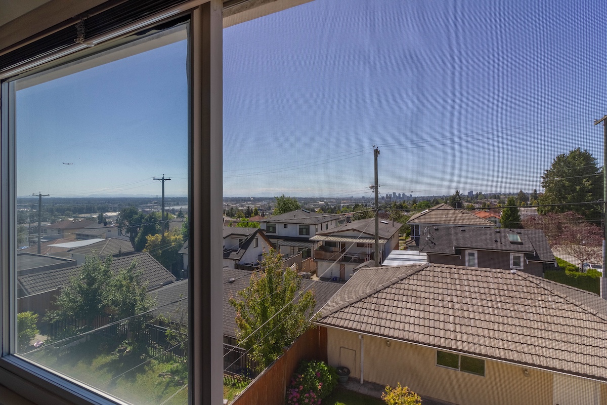 2006 QUALICUM DRIVE 25