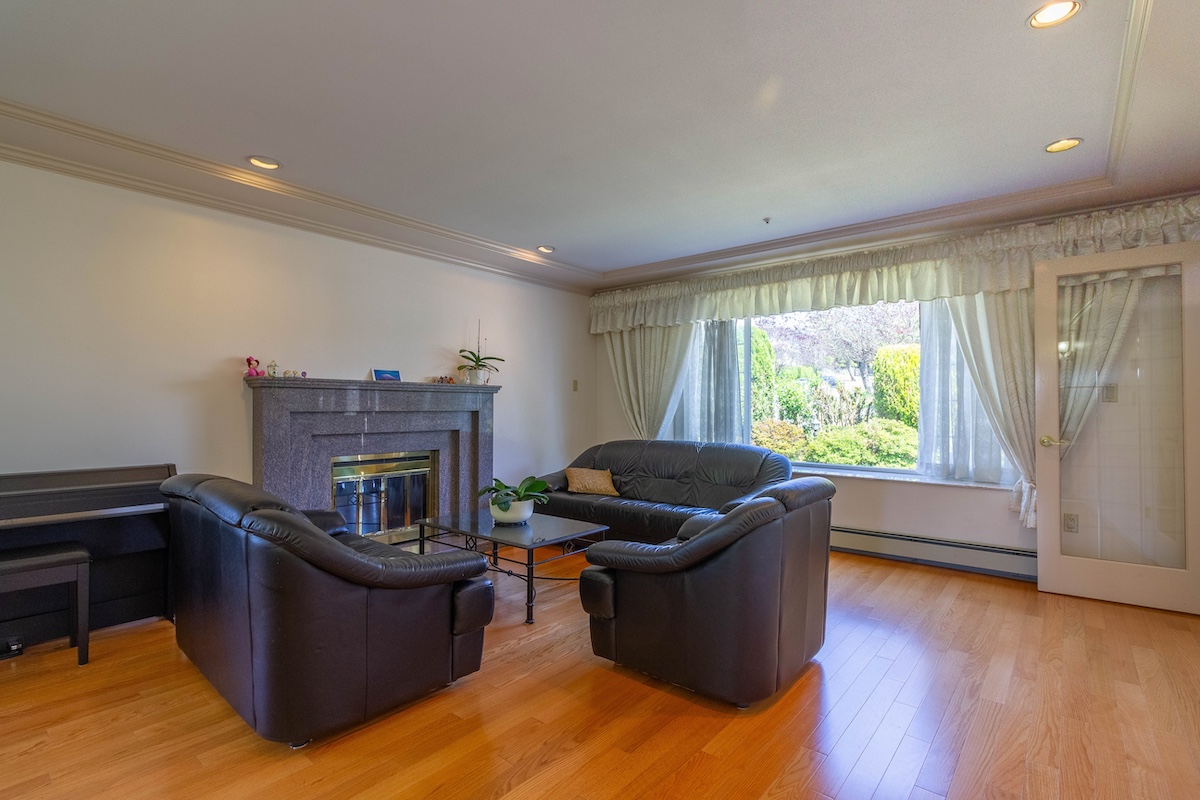 2006 QUALICUM DRIVE 4