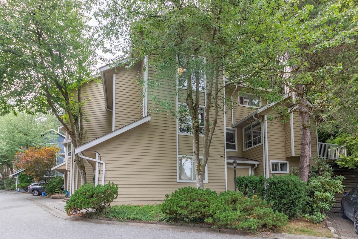 6 9000 ASH GROVE CRESCENT, BURNABY 32
