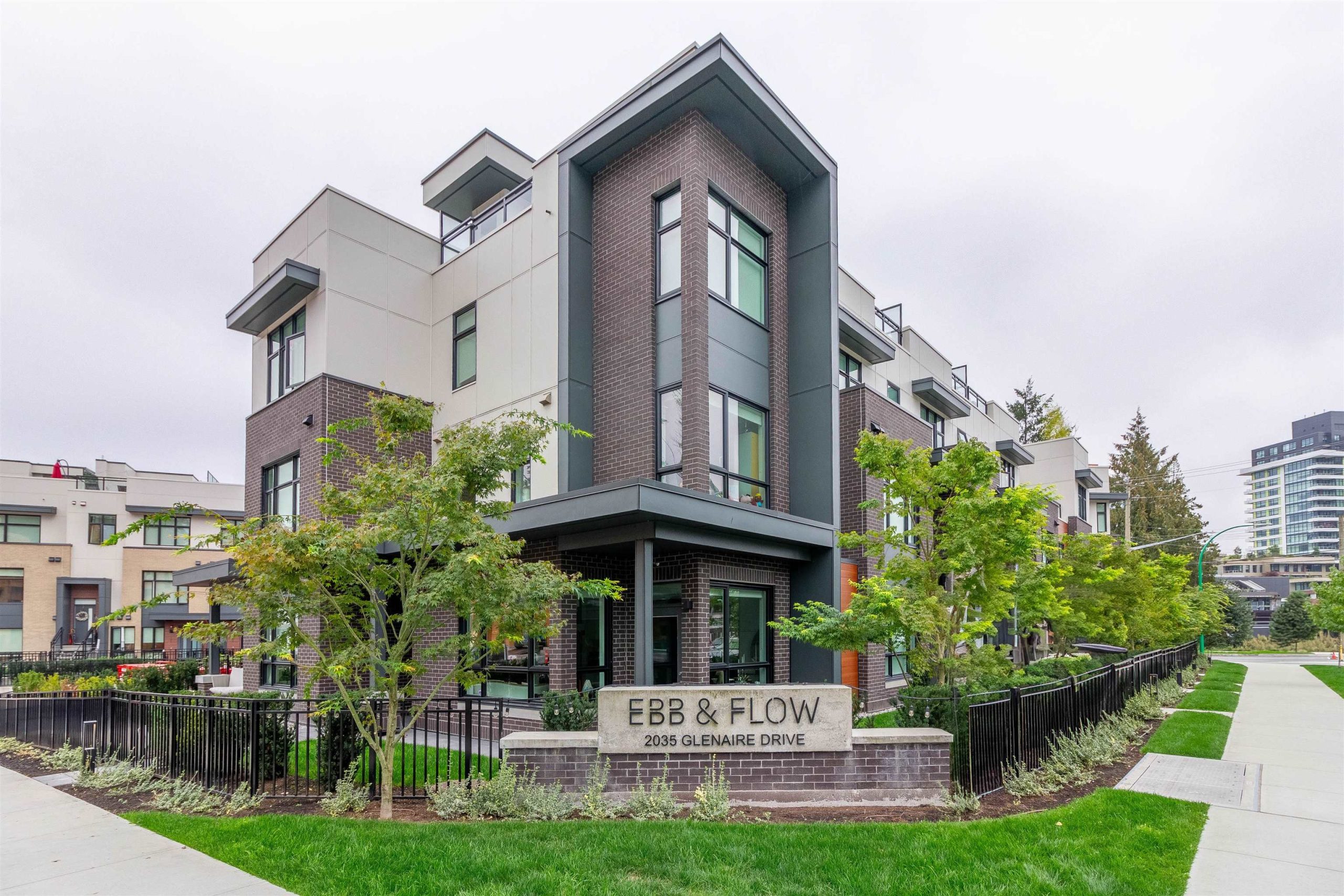 130 2035 GLENAIRE DRIVE 17