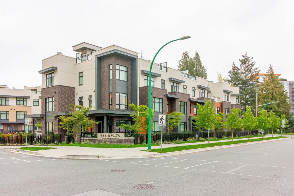 130 2035 GLENAIRE DRIVE