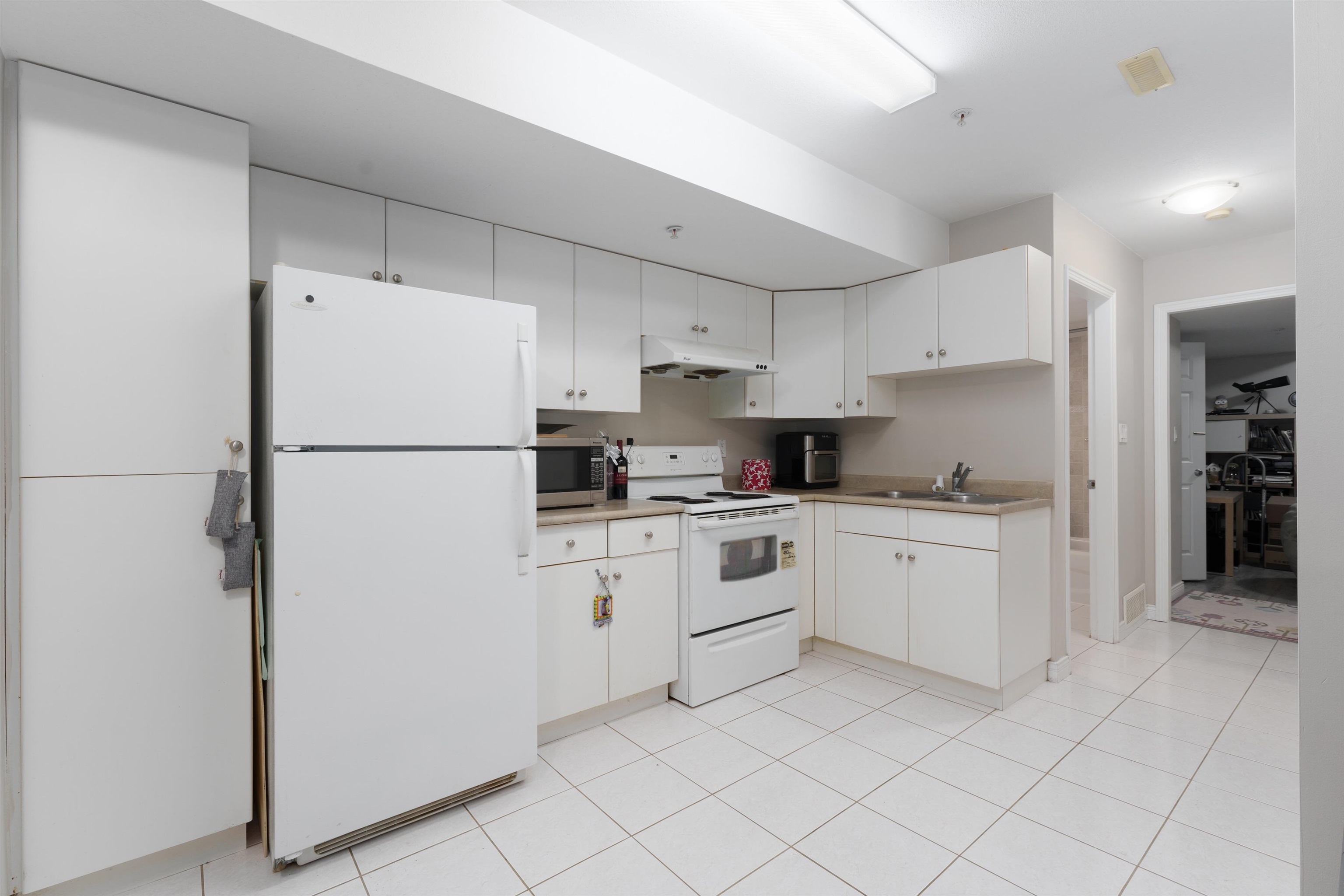 2355 E 54TH AVENUE 31