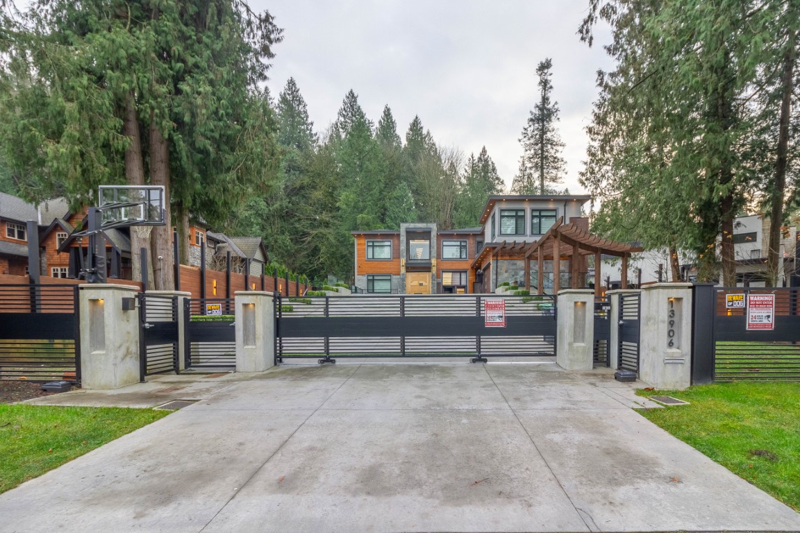 13906 35A AVENUE 2